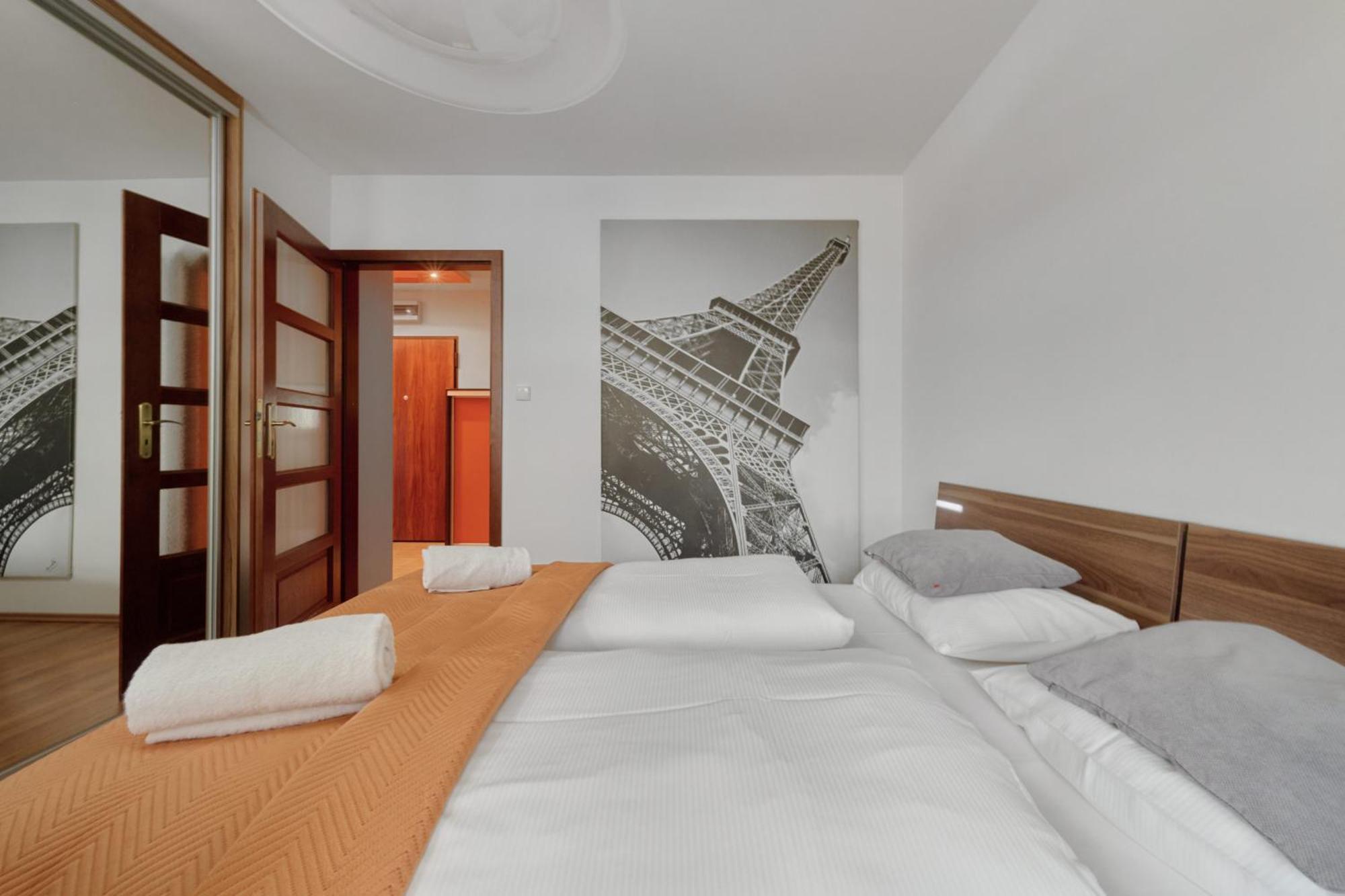 Teczowa Apartment In Wroclaw By Rent Like Home Buitenkant foto